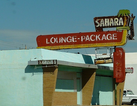 Sahara Lounge, Santa Rosa