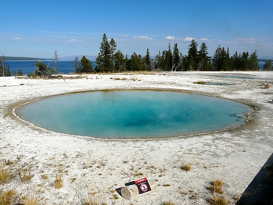 Blue Funnel Spring, West Thumb